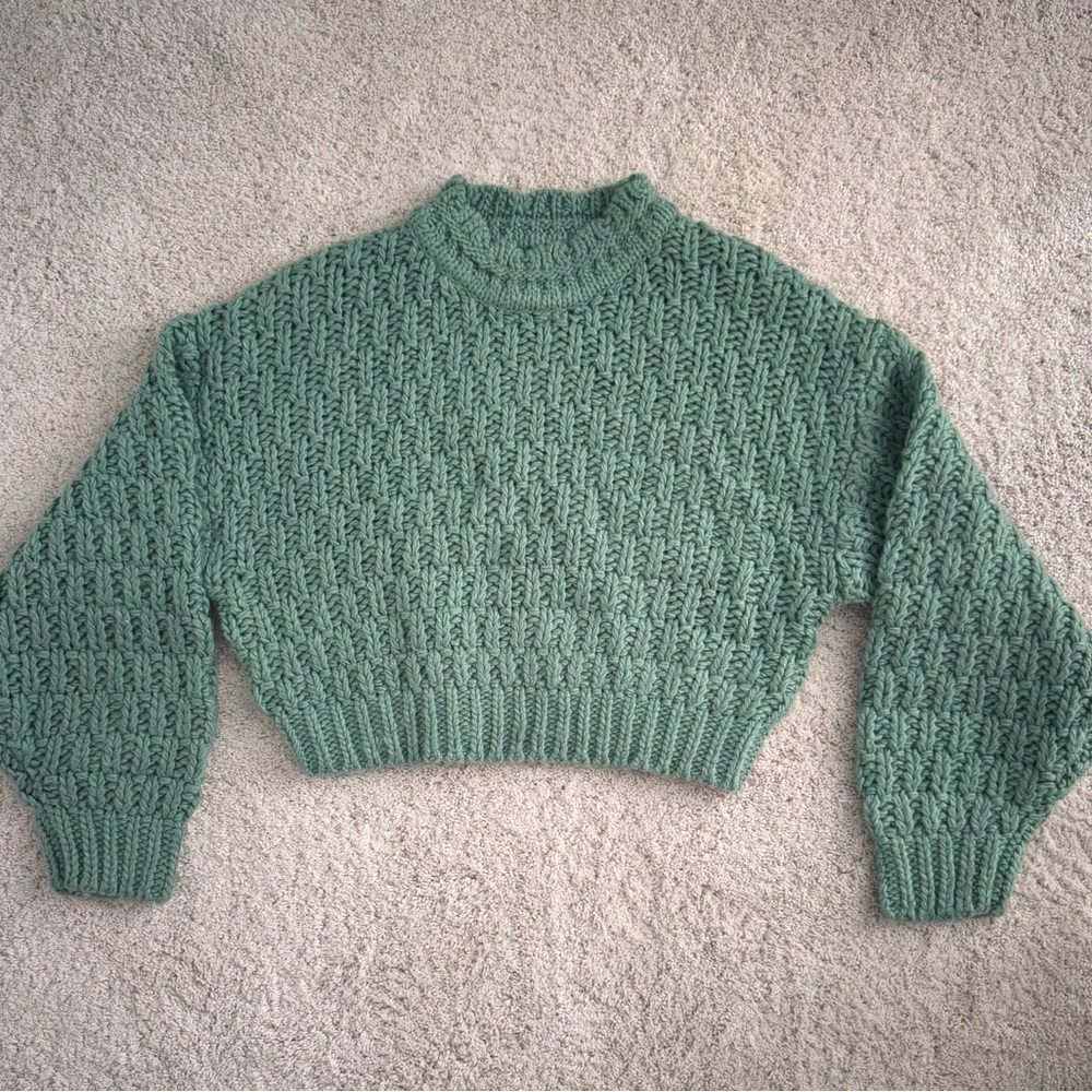 Universal Thread Textured Green Women's Sweater